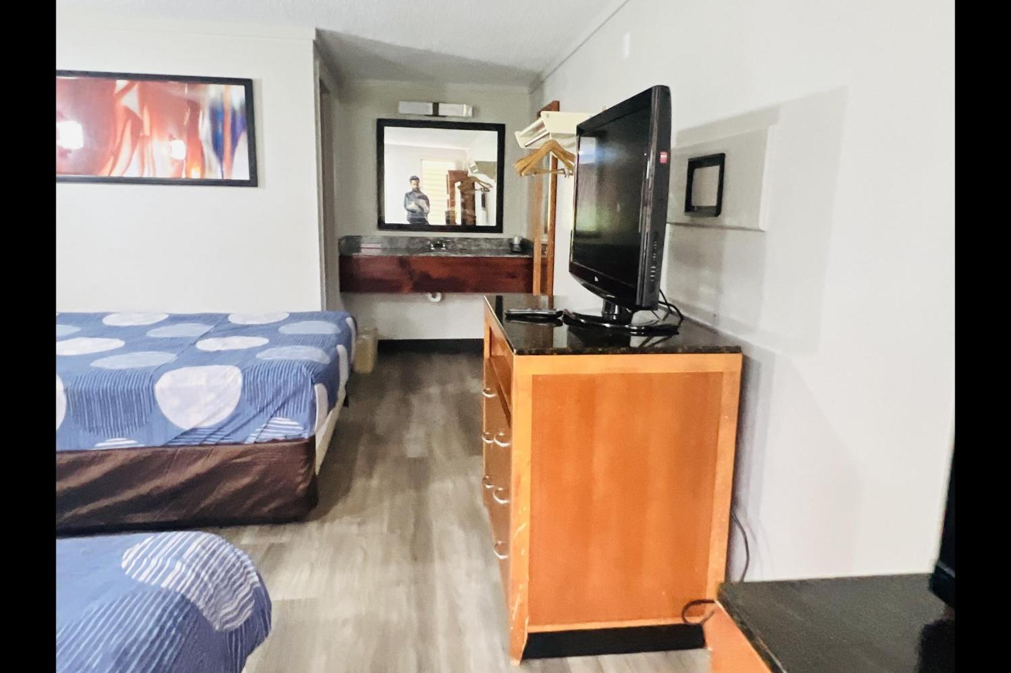 Cozy Garden Inn By Oyo Hwy 40 Richmond Zewnętrze zdjęcie