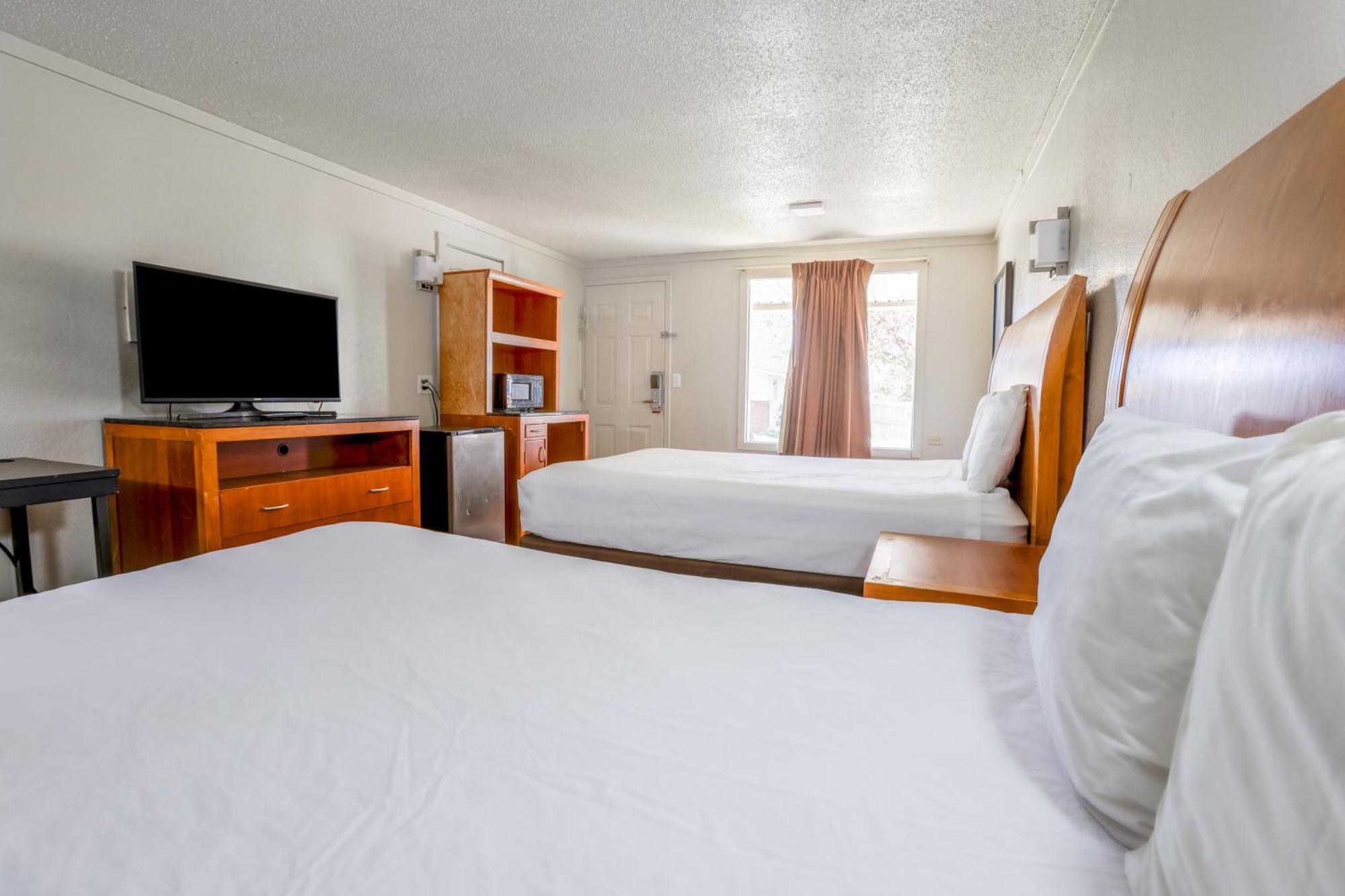 Cozy Garden Inn By Oyo Hwy 40 Richmond Zewnętrze zdjęcie